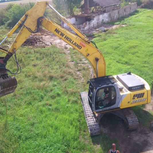 New Holland Bagger bei der Arbeit