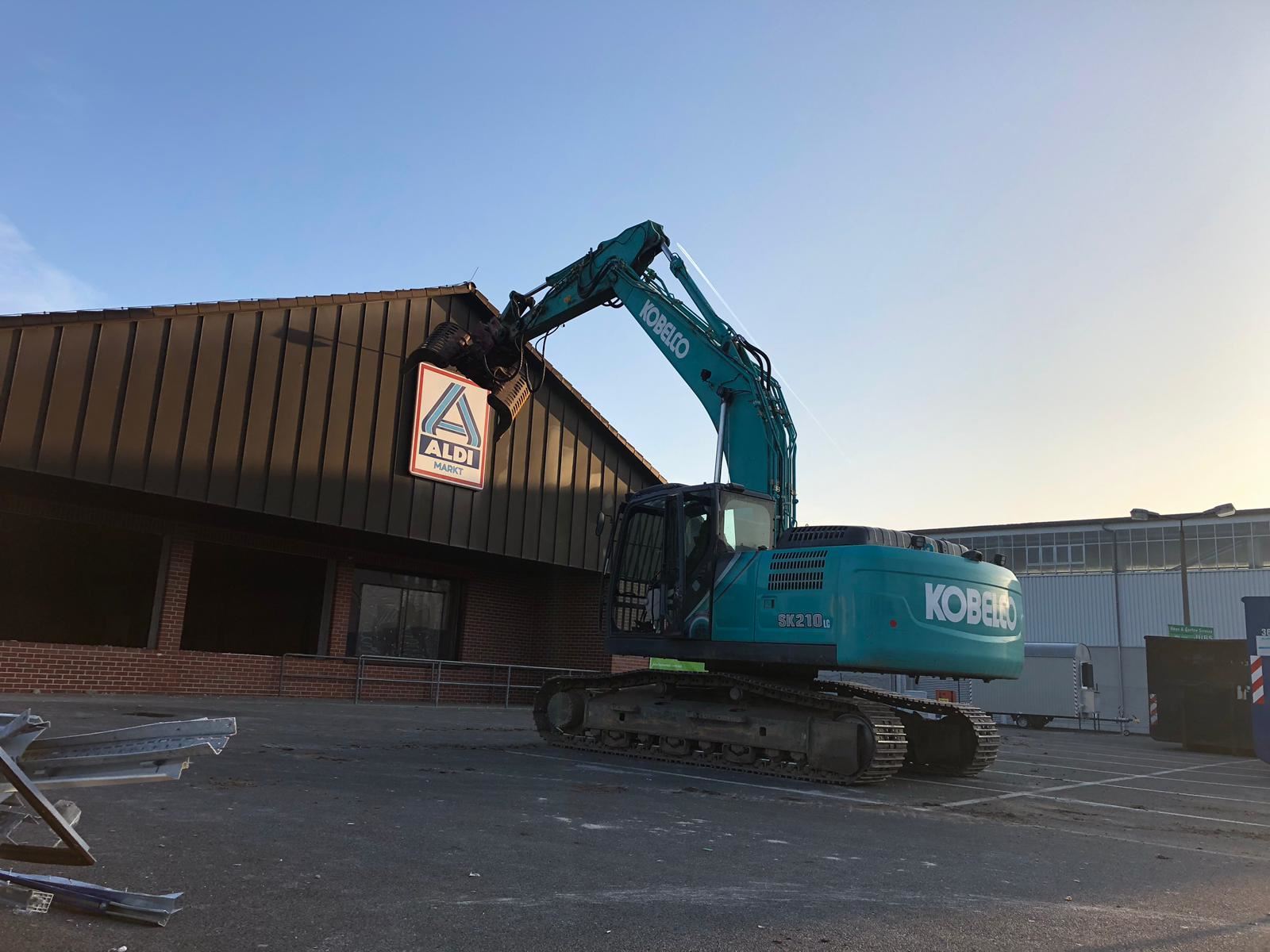 Aldi Halle wird entkernt