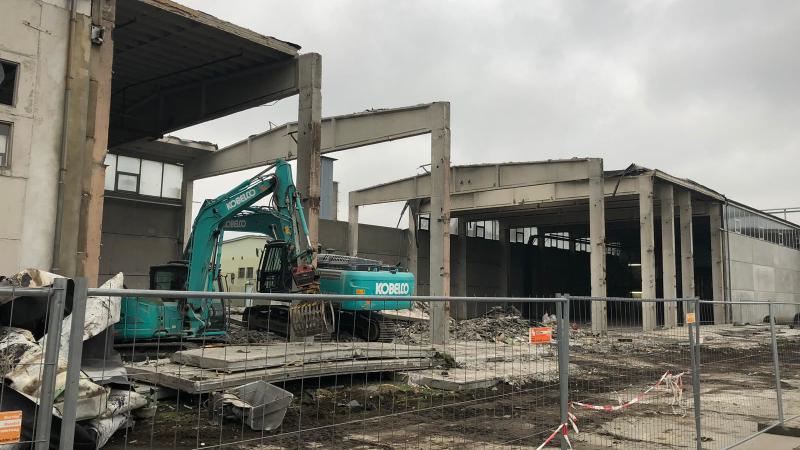 Demontage Lagerhalle